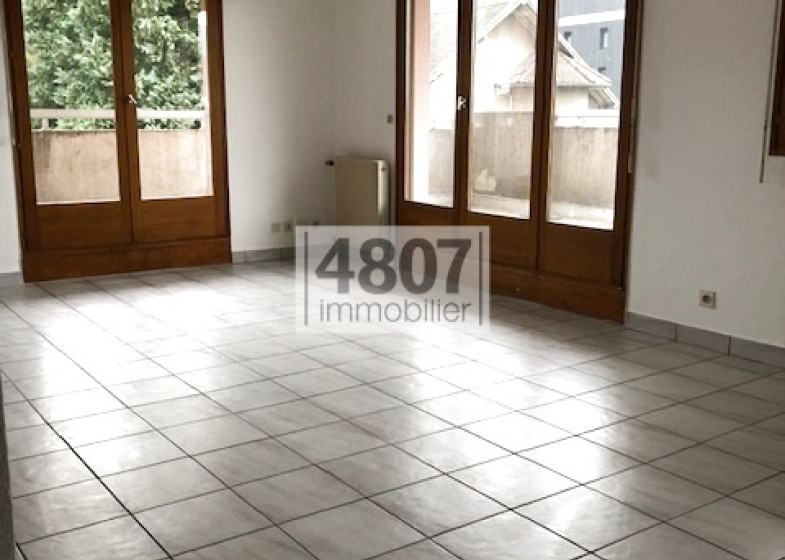 Appartement T3 à louer à Cluses